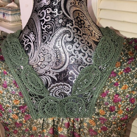 NWT Boho Floral Ruffle, Lace & Tie Chiffon Lounge Dress. Lined. Flowy. - Picture 8 of 13